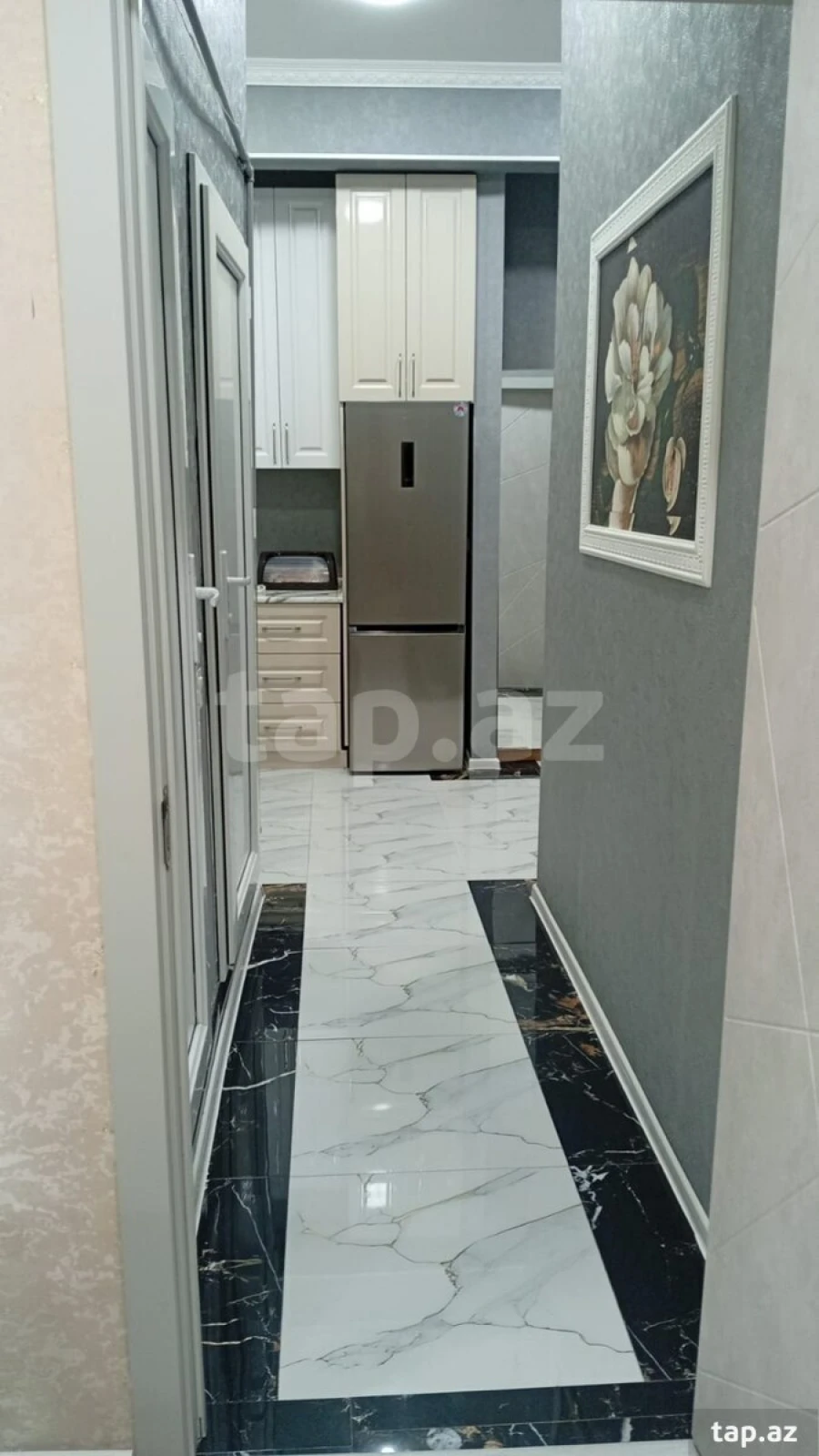 Satılır 3 otaqlı yeni tikili 62 m²