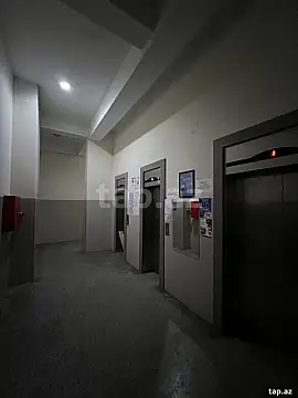 Satılır 3 otaqlı yeni tikili 135 m²