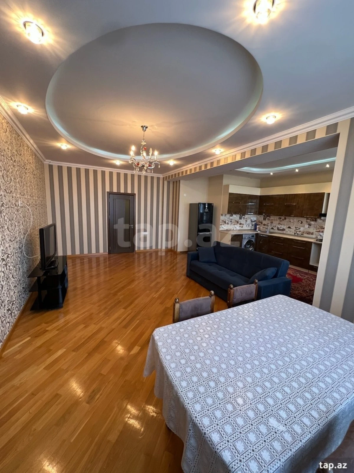 Satılır 3 otaqlı yeni tikili 135 m²