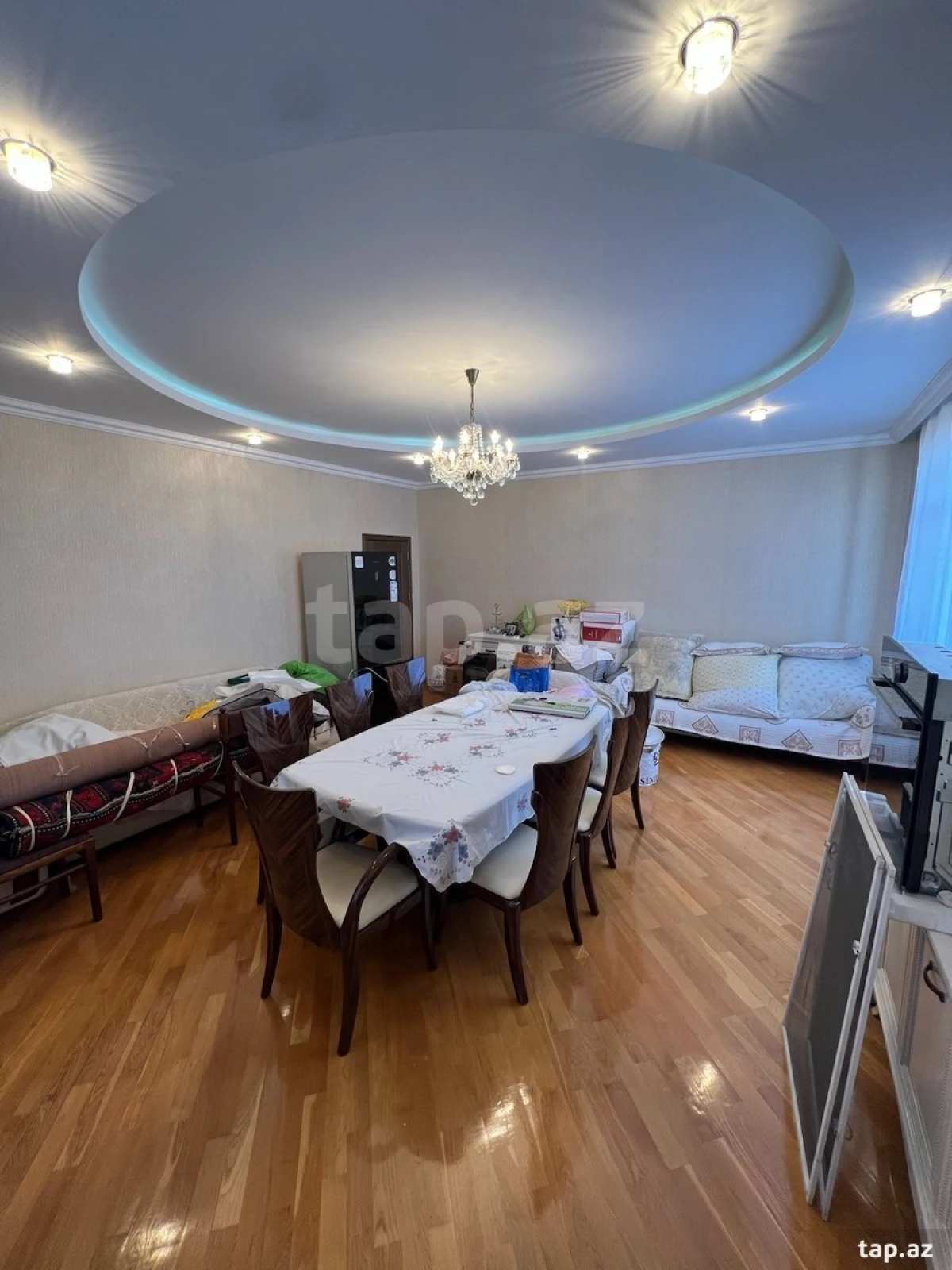 Satılır 3 otaqlı yeni tikili 135 m²