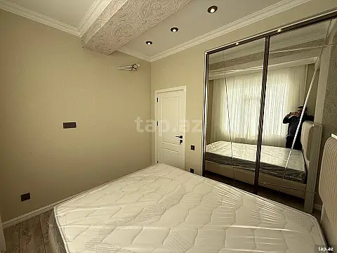 Satılır 2 otaqlı yeni tikili 70 m²