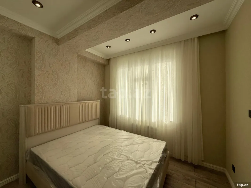 Satılır 2 otaqlı yeni tikili 70 m²