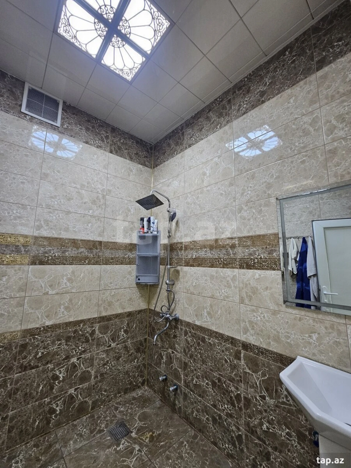 Satılır 2 otaqlı yeni tikili 90 m²