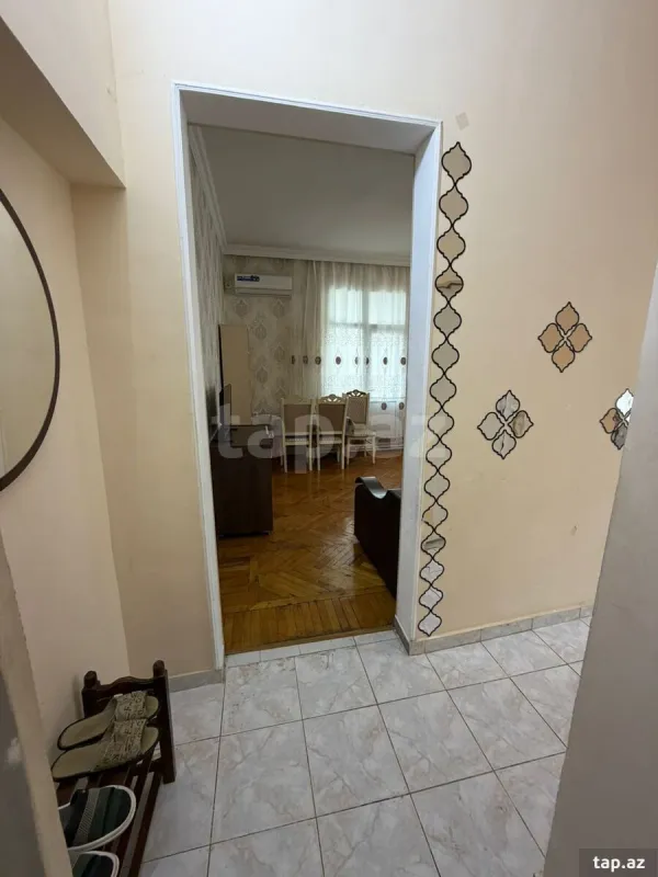 Kirayə verilir 2 otaqlı mənzil 40 m²