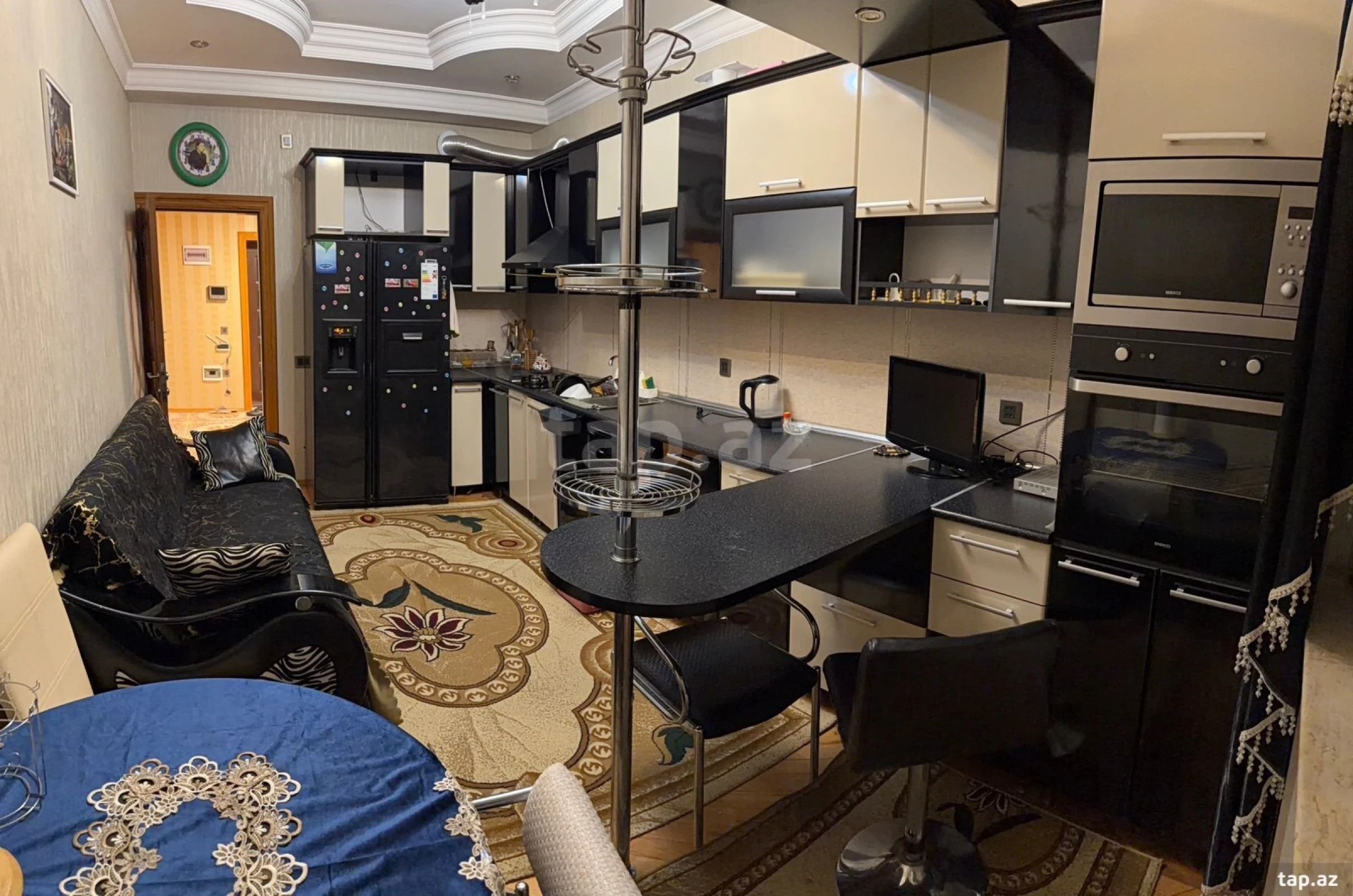 Kirayə verilir 3 otaqlı yeni tikili 98 m²