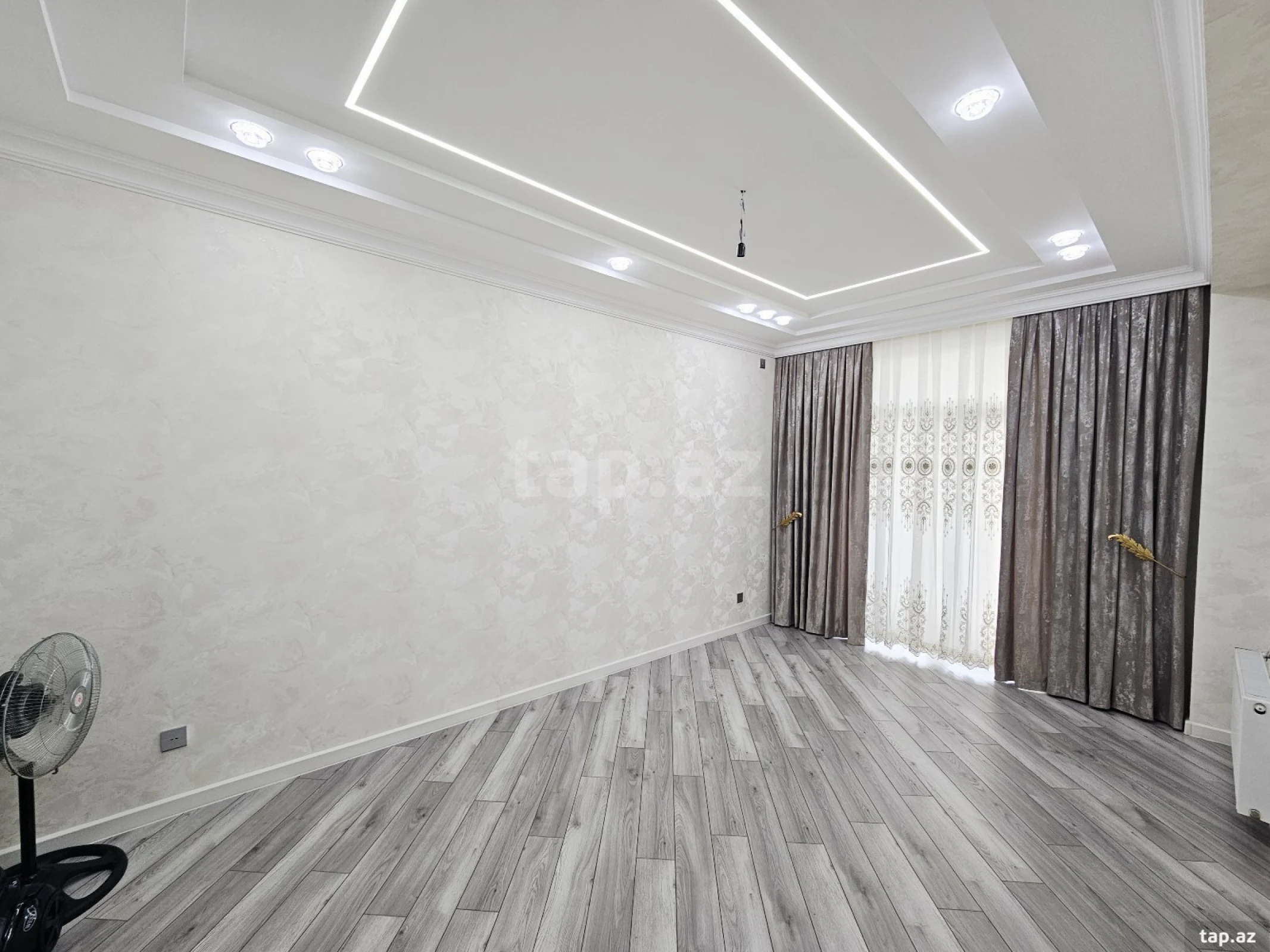 Satılır 4 otaqlı yeni tikili 97 m²