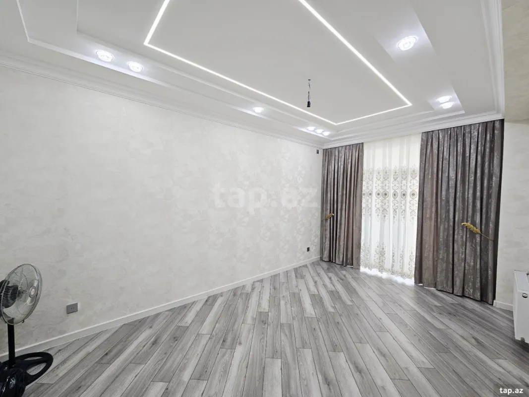 Satılır 4 otaqlı yeni tikili 97 m²