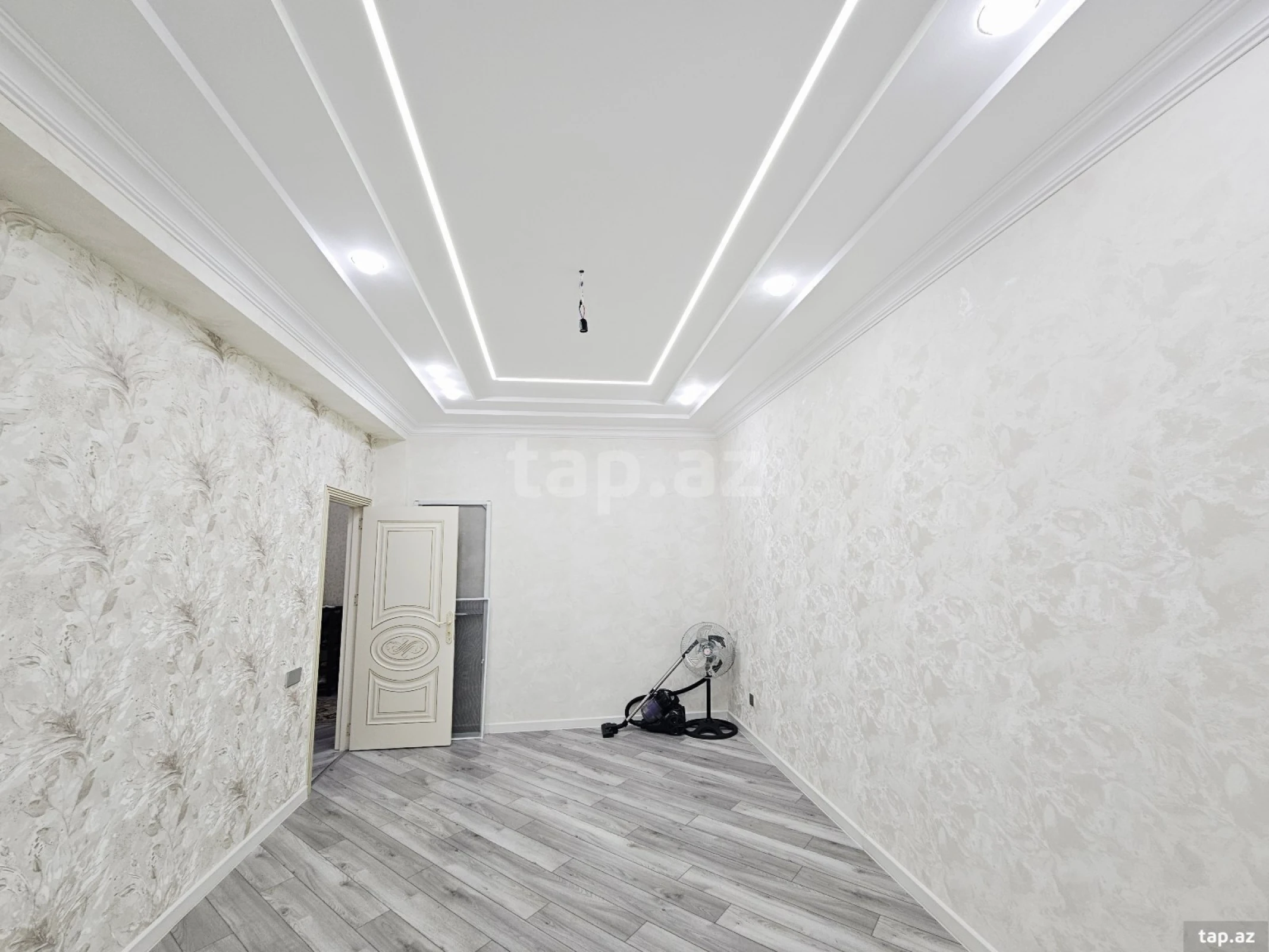 Satılır 4 otaqlı yeni tikili 97 m²