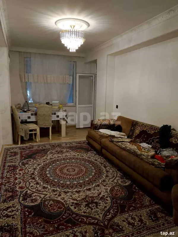 Kirayə verilir 3 otaqlı yeni tikili 80 m²