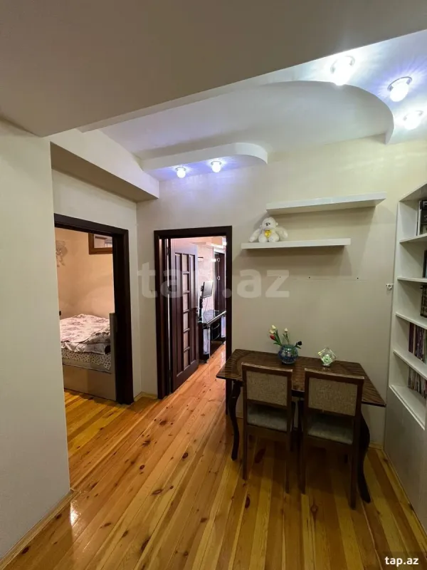 Kirayə verilir 3 otaqlı yeni tikili 60 m²