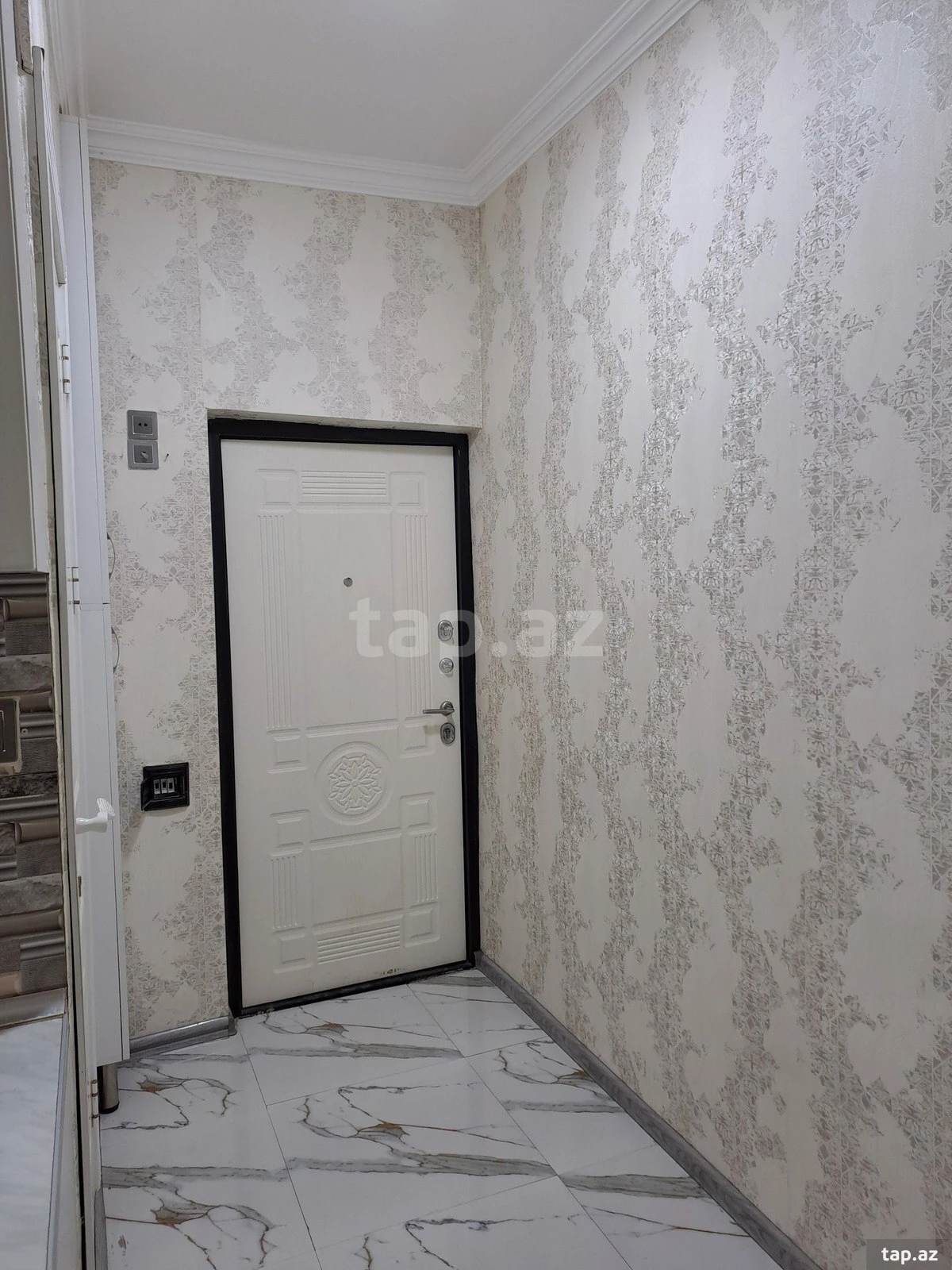 Kirayə verilir 1 otaqlı yeni tikili 53 m²