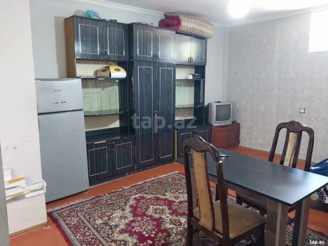 Kirayə verilir 1 otaqlı həyət evi 25 m²