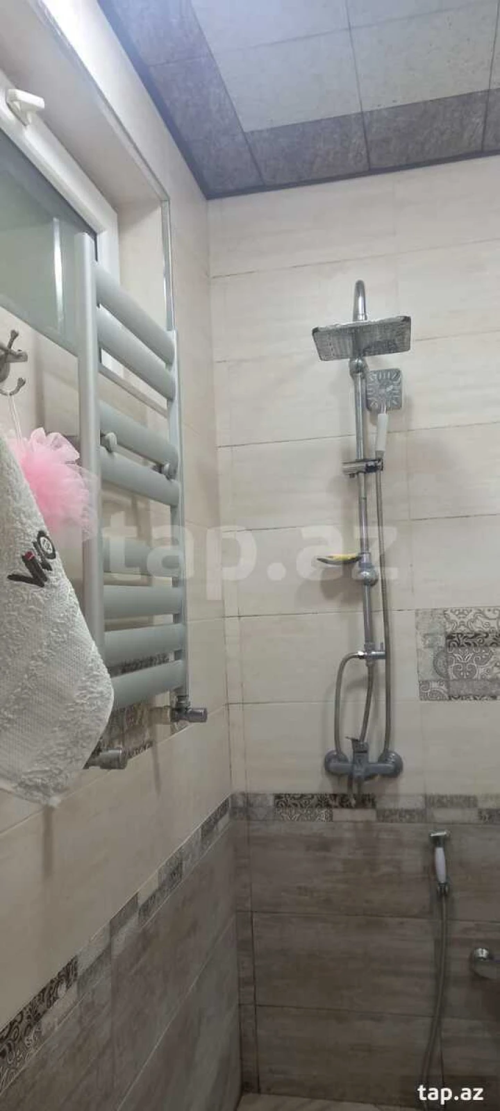 Satılır 6 otaqlı həyət evi 320 m²