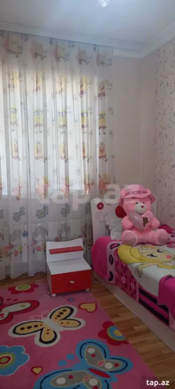 Satılır 6 otaqlı həyət evi 320 m²