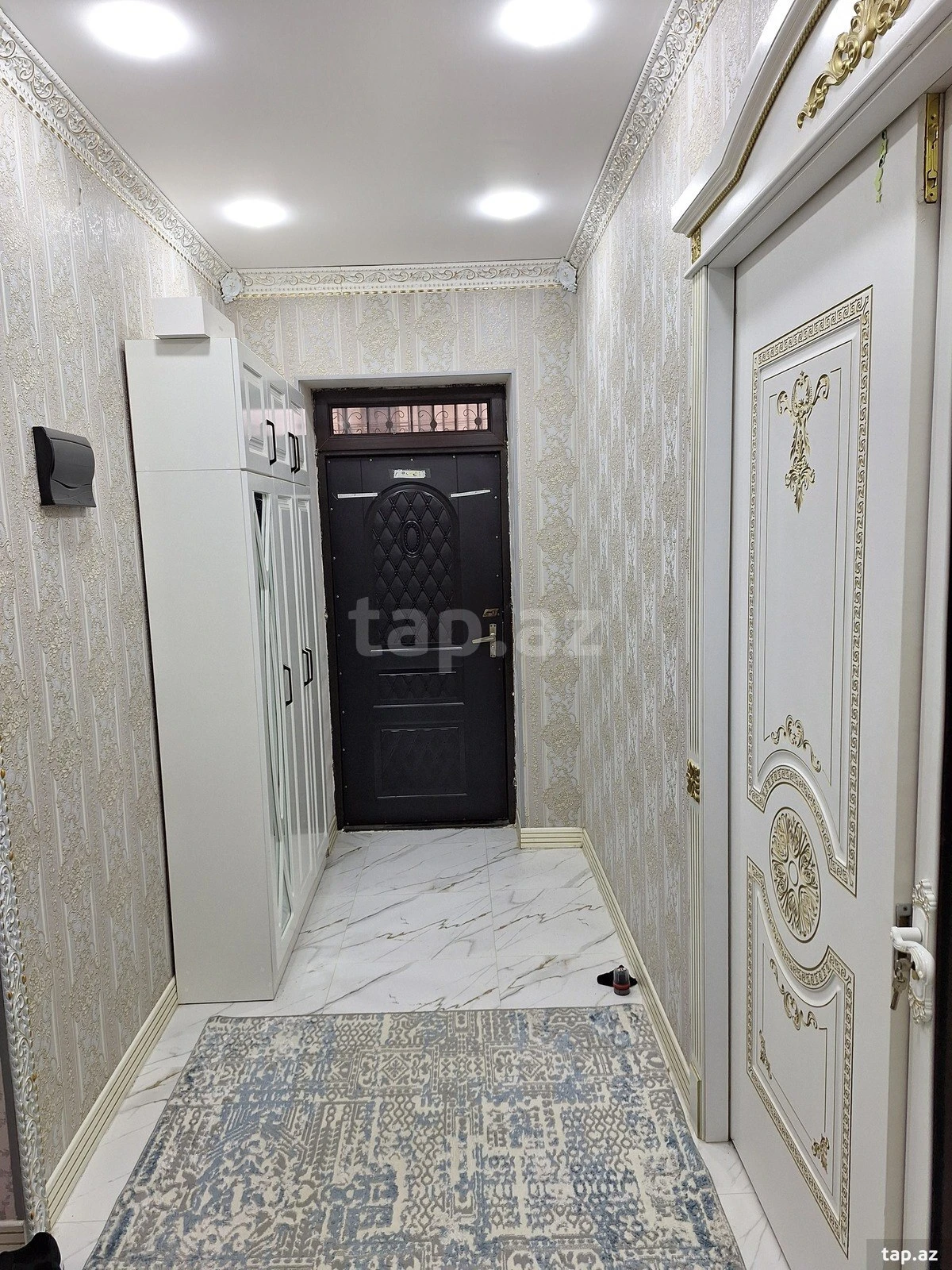 Satılır 6 otaqlı həyət evi 320 m²
