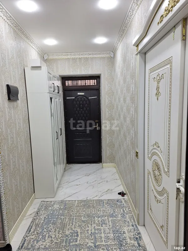Satılır 6 otaqlı həyət evi 320 m²