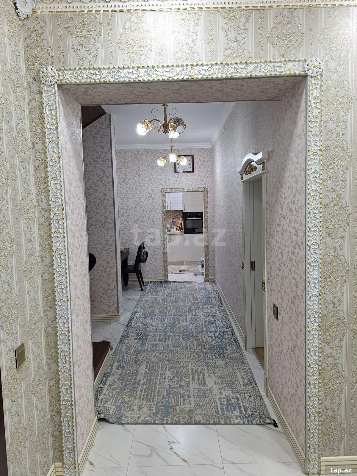 Satılır 6 otaqlı həyət evi 320 m²