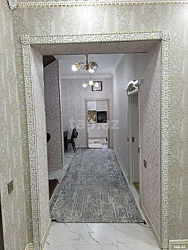Satılır 6 otaqlı həyət evi 320 m²