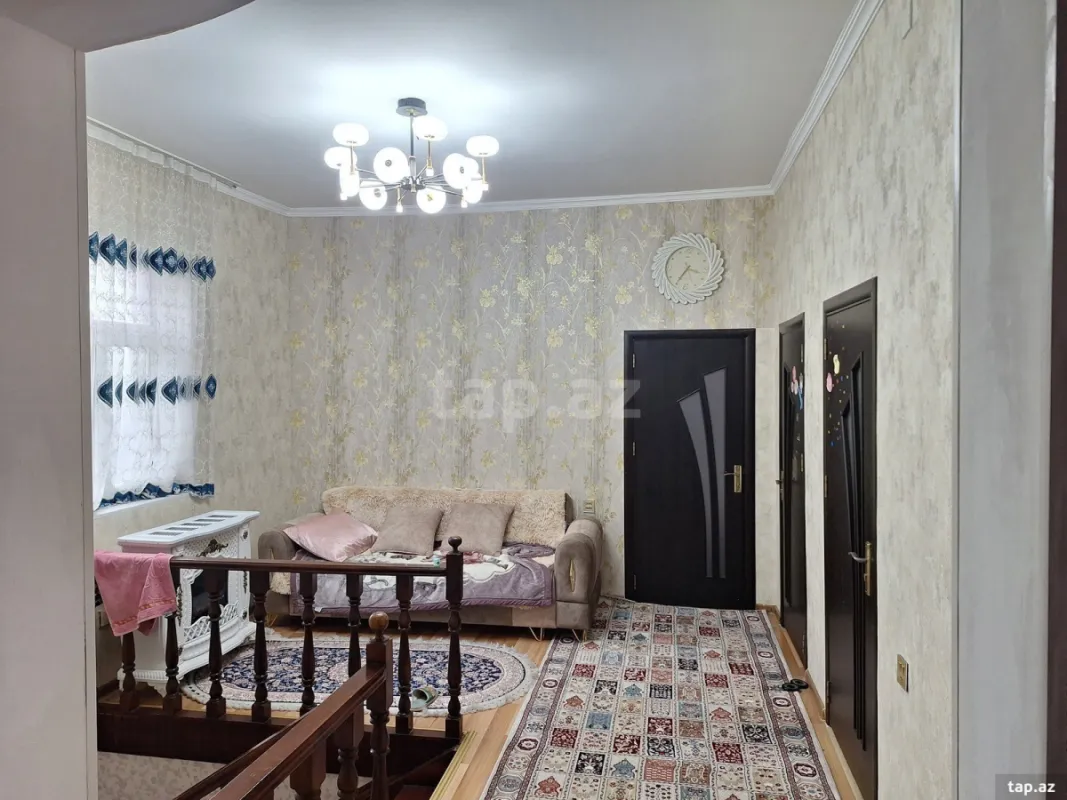 Satılır 6 otaqlı həyət evi 320 m²