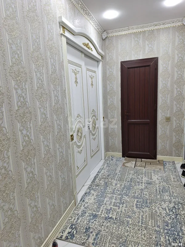 Satılır 6 otaqlı həyət evi 320 m²