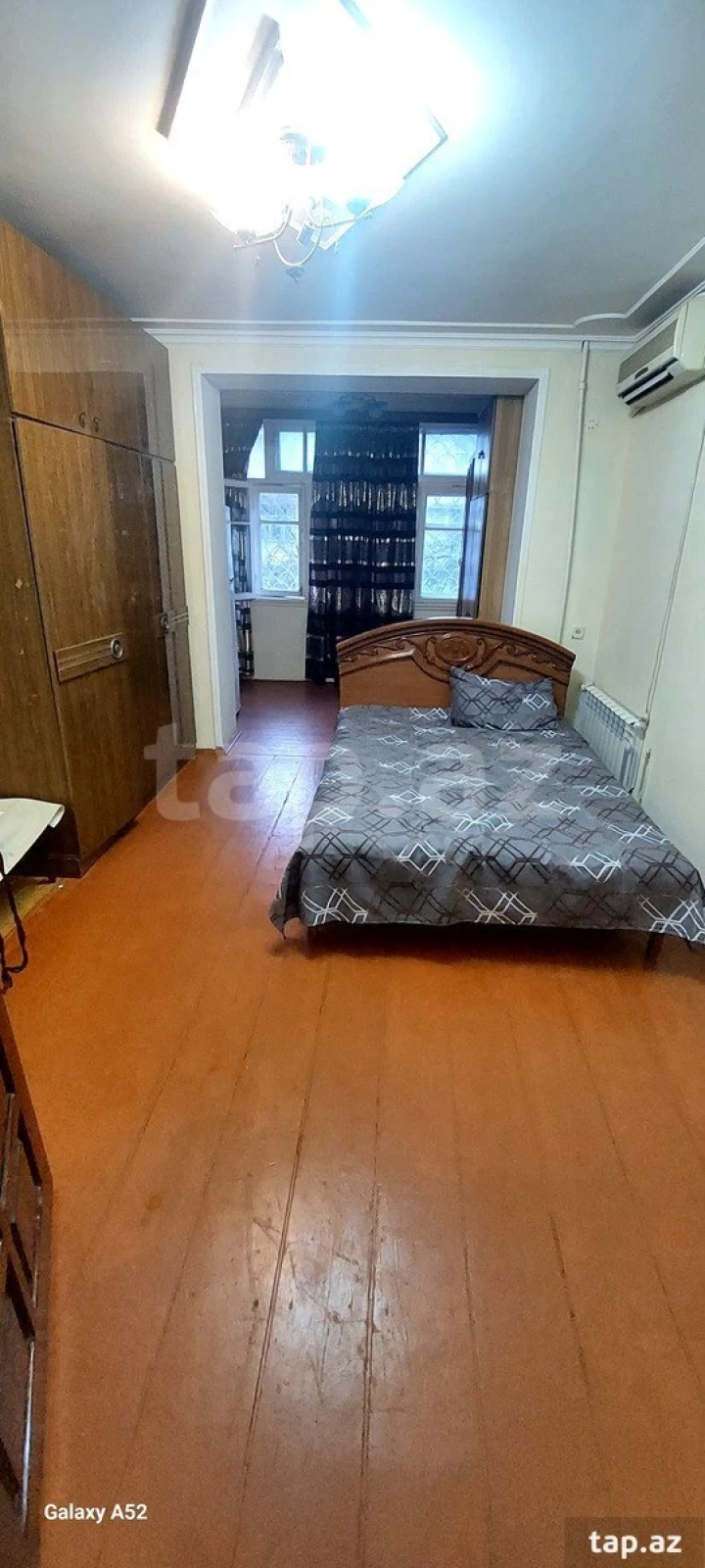Satılır 3 otaqlı mənzil 70 m²