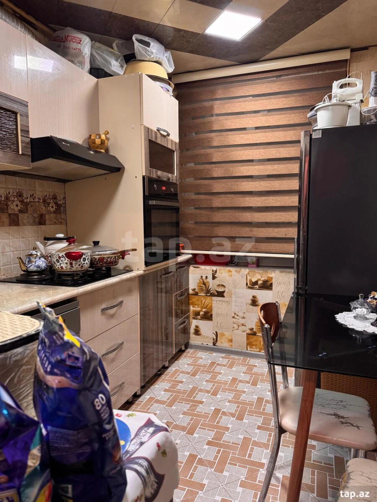 Satılır 2 otaqlı mənzil 60 m²