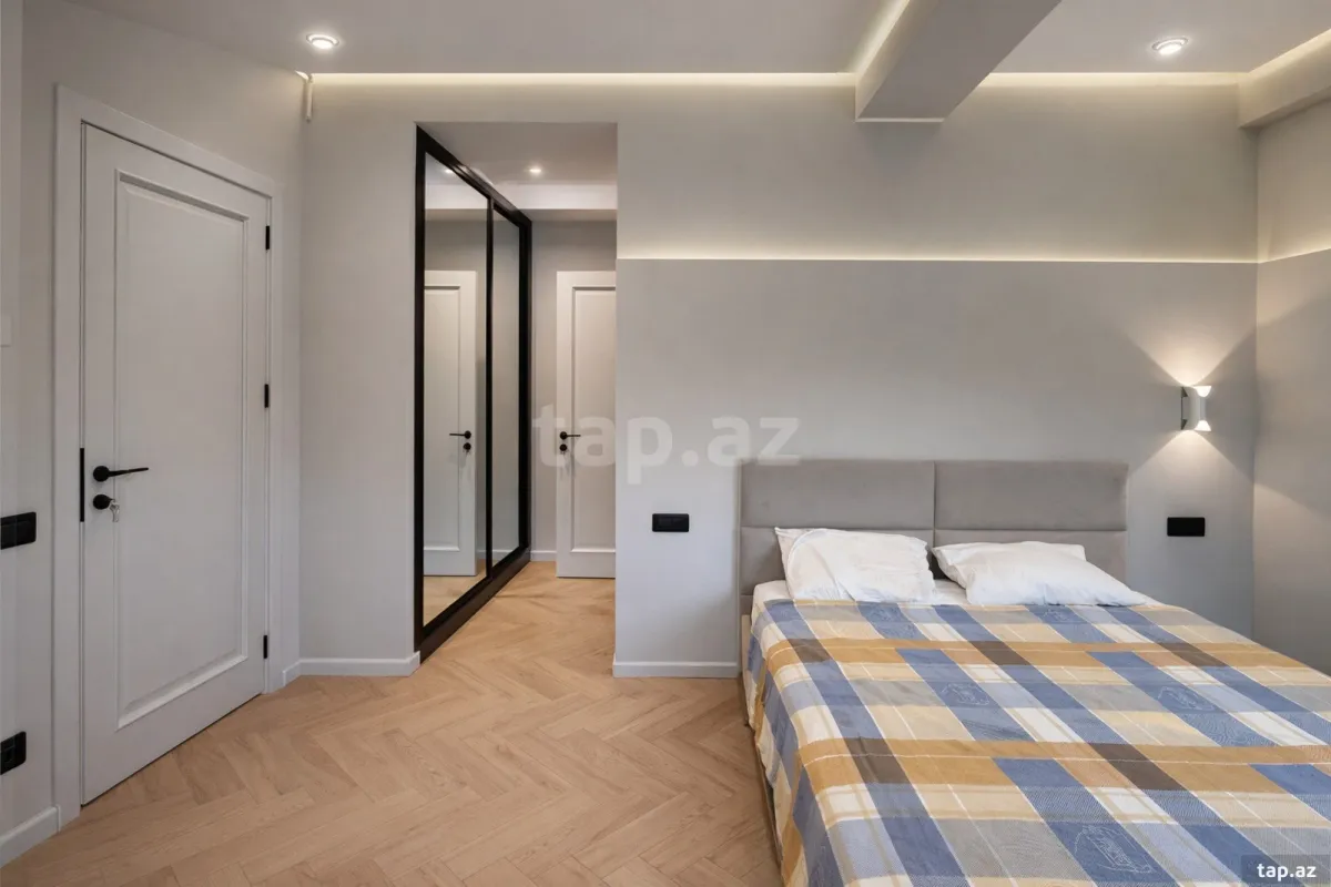 Satılır 2 otaqlı yeni tikili 101 m²