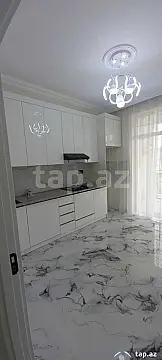 Satılır 3 otaqlı yeni tikili 110 m²