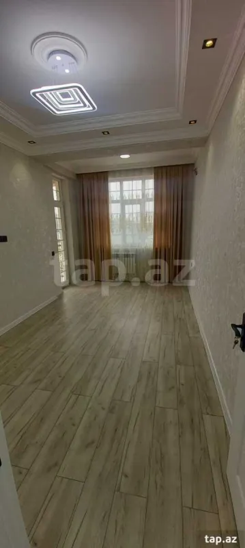 Satılır 3 otaqlı yeni tikili 110 m²