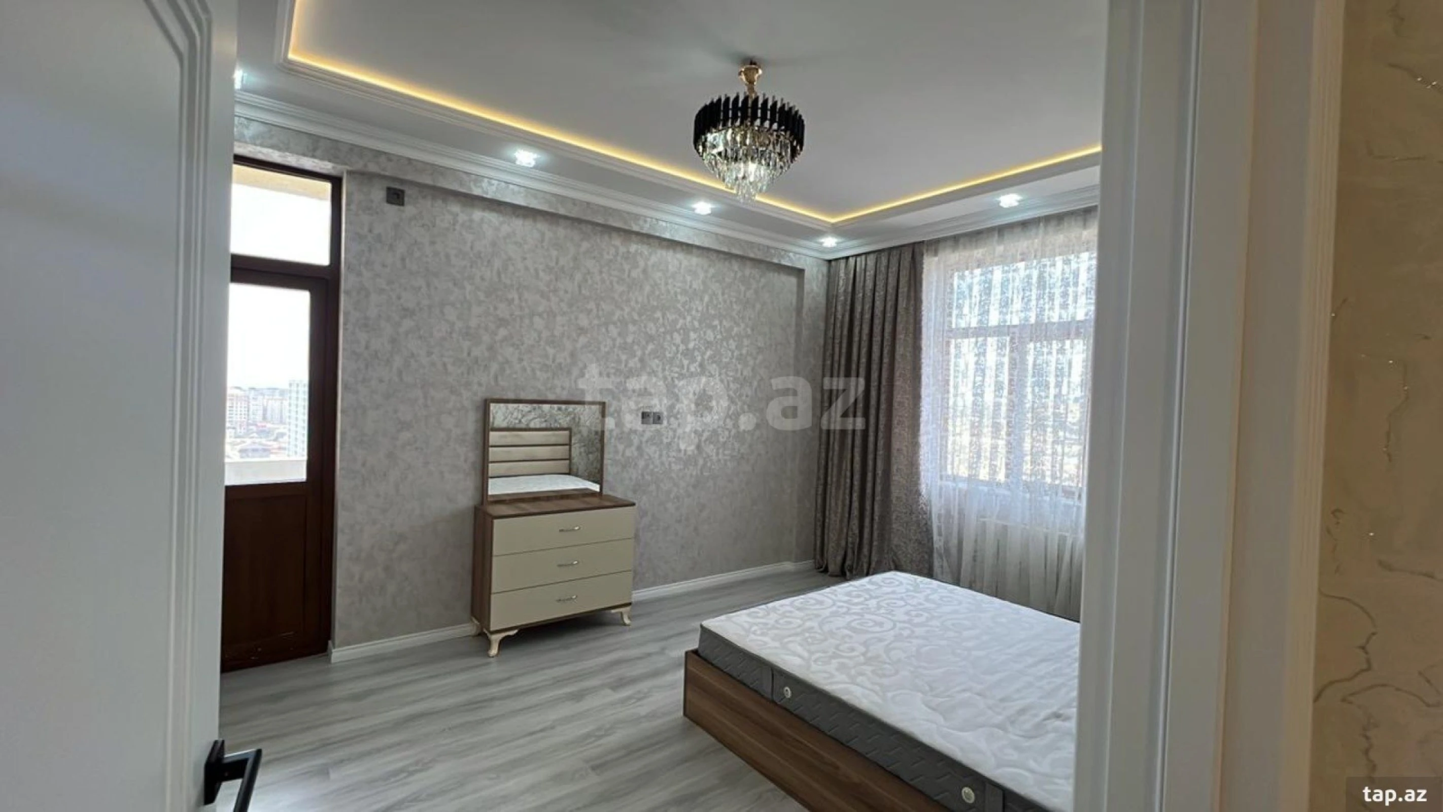 Kirayə verilir 2 otaqlı yeni tikili 65 m²