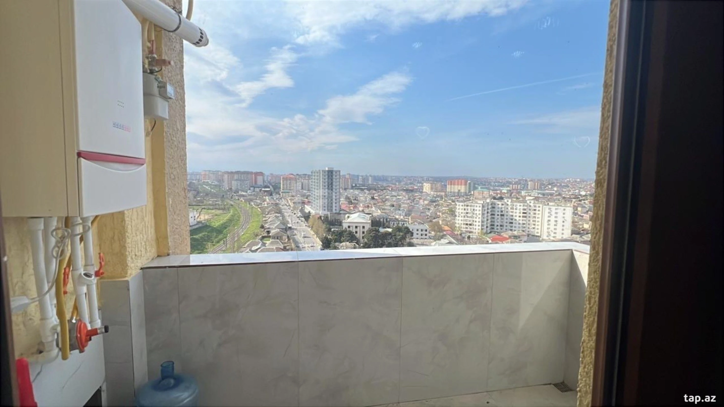 Kirayə verilir 2 otaqlı yeni tikili 65 m²
