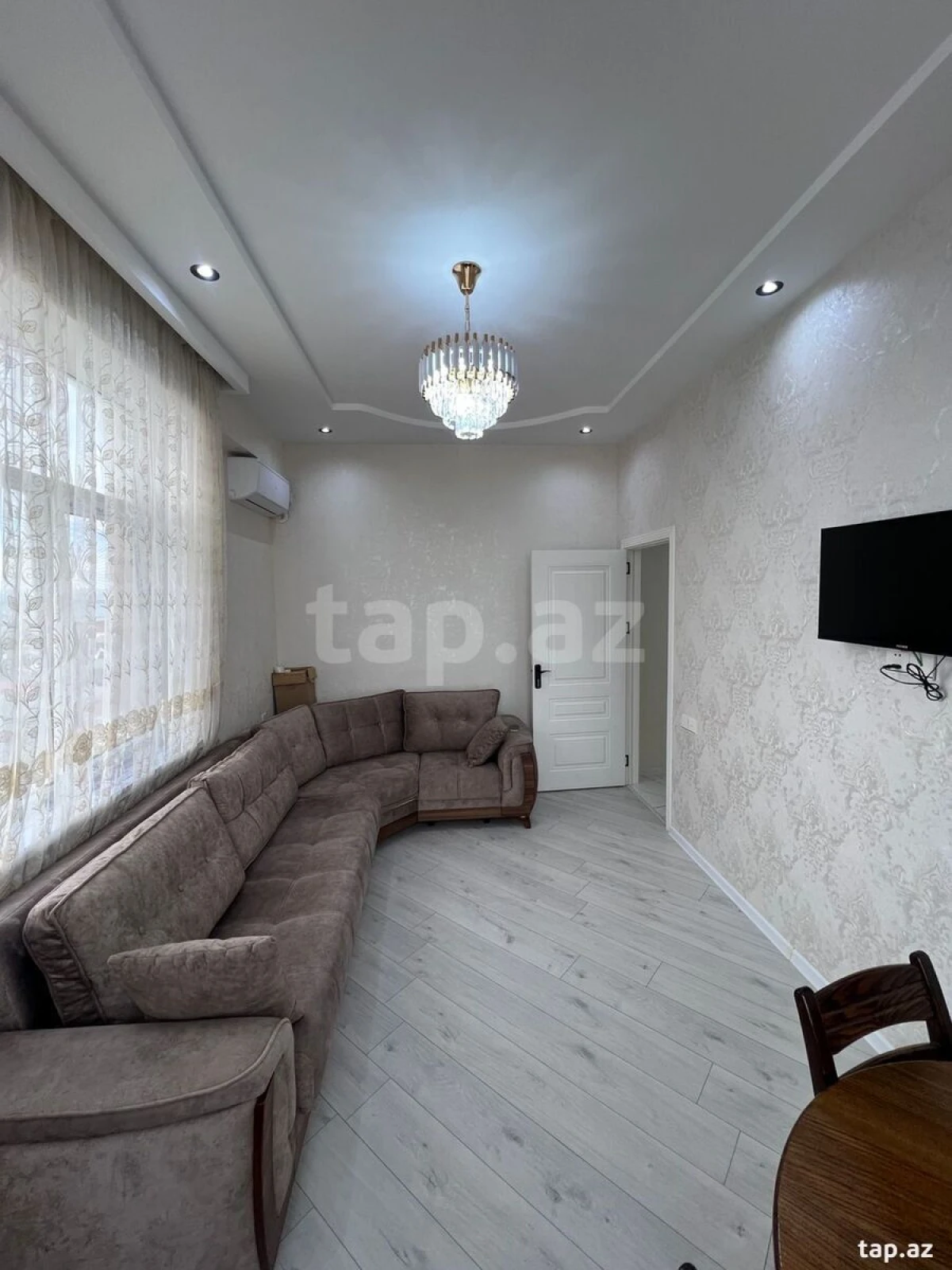 Kirayə verilir 2 otaqlı yeni tikili 65 m²