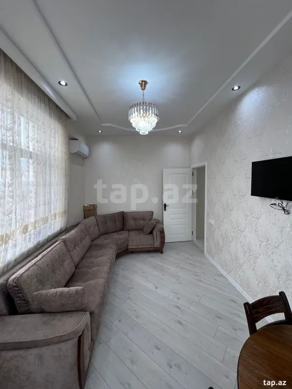 Kirayə verilir 2 otaqlı yeni tikili 65 m²