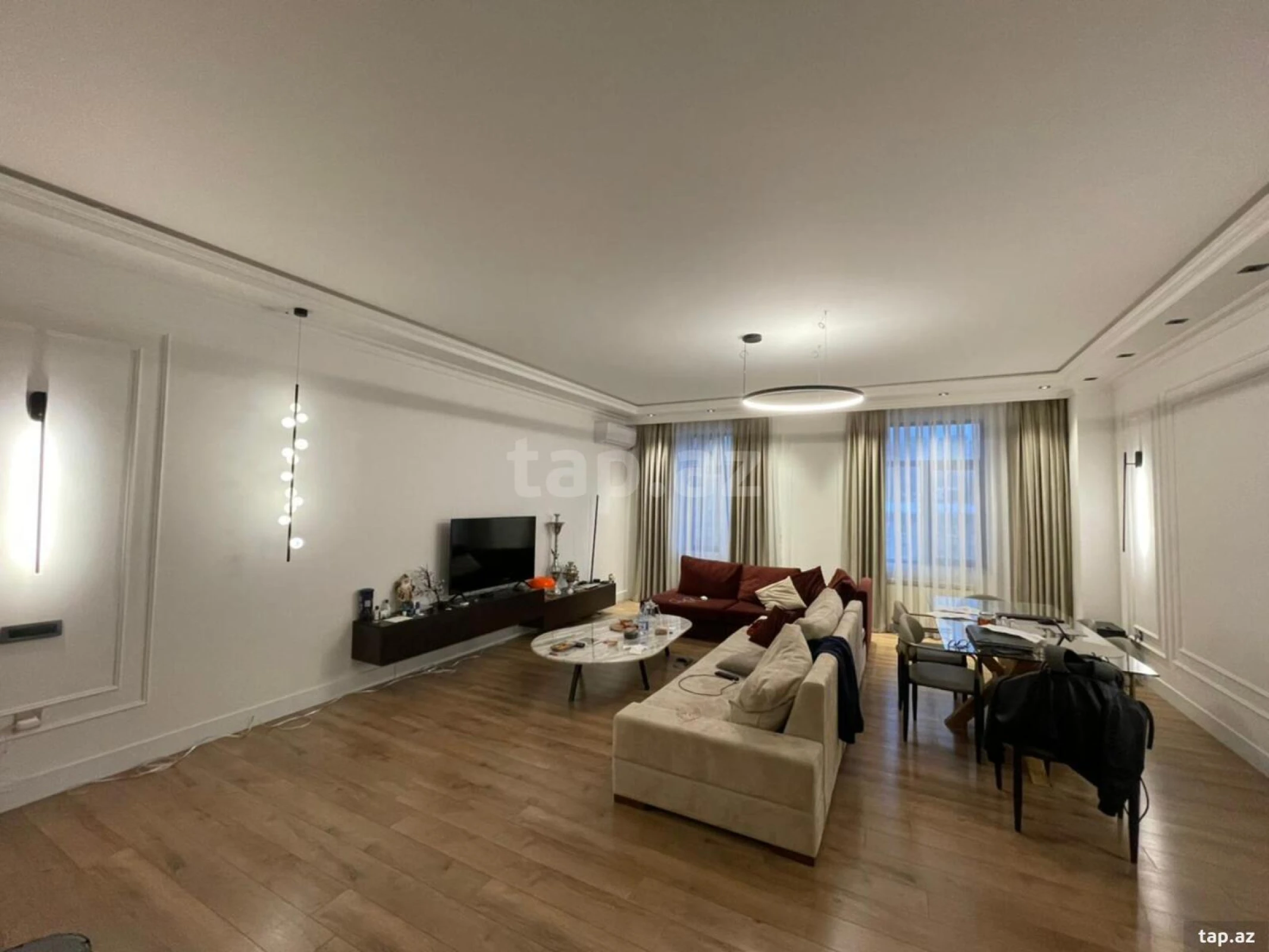 Kirayə verilir 3 otaqlı yeni tikili 140 m²