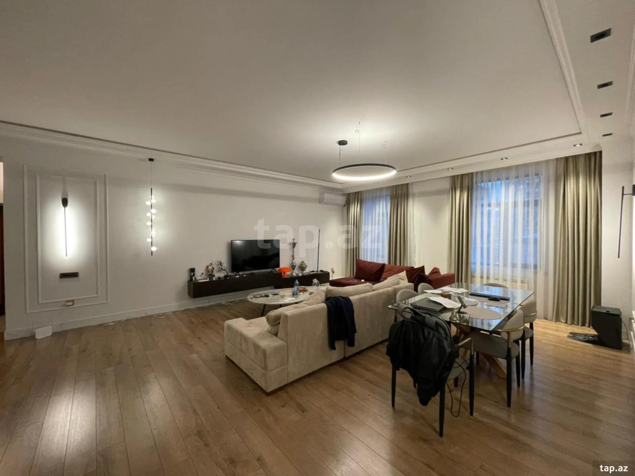 Kirayə verilir 3 otaqlı yeni tikili 140 m²