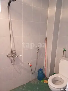 Kirayə verilir 2 otaqlı həyət evi 65 m²