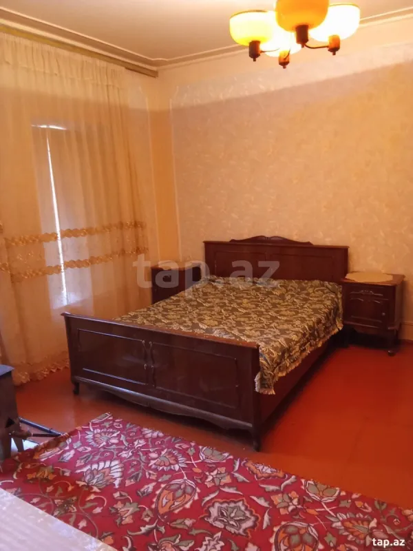 Kirayə verilir 2 otaqlı həyət evi 65 m²