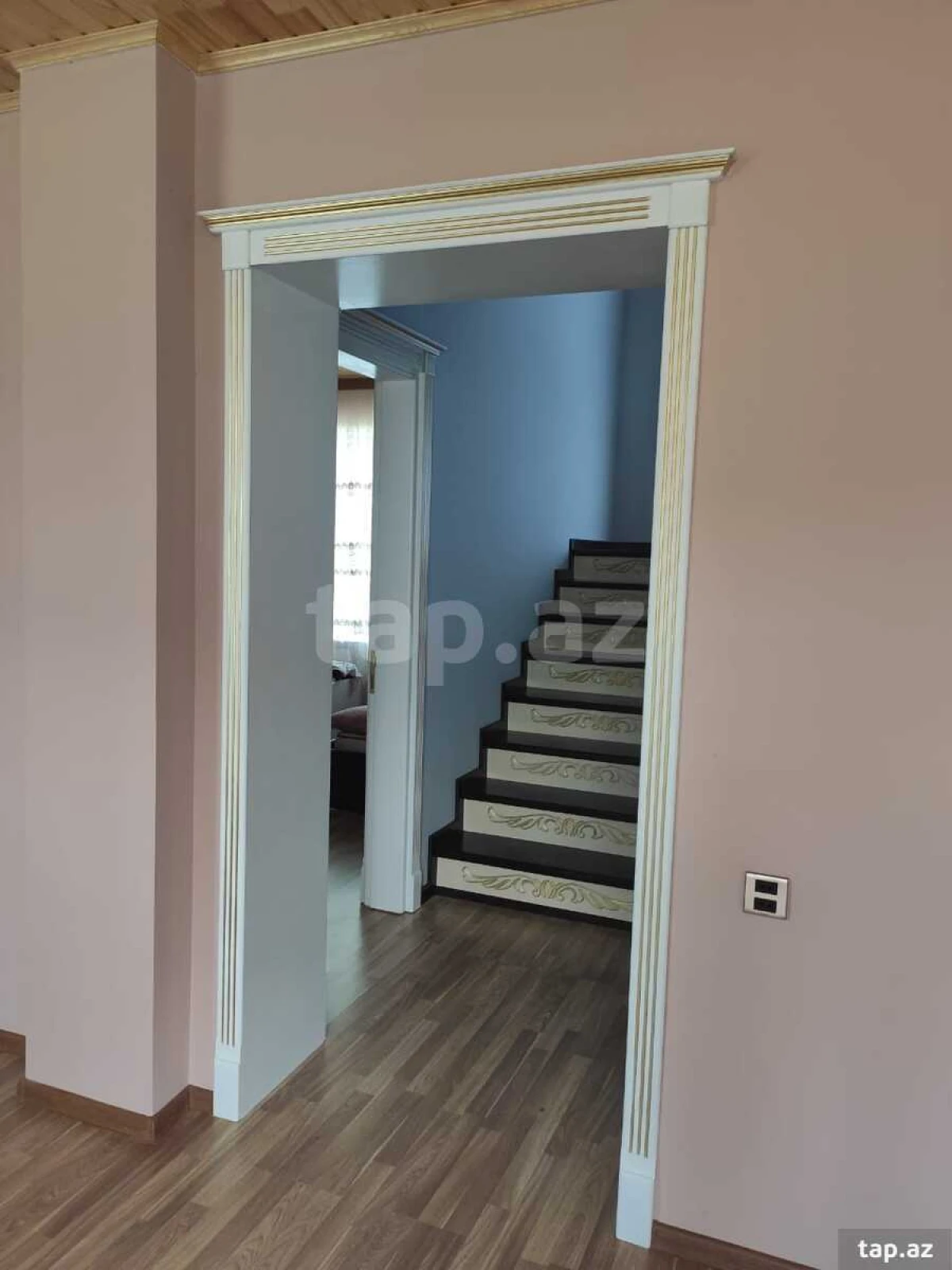 Kirayə verilir 7 otaqlı həyət evi 220 m²