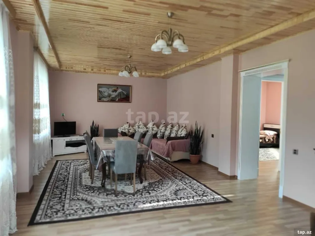 Kirayə verilir 7 otaqlı həyət evi 220 m²