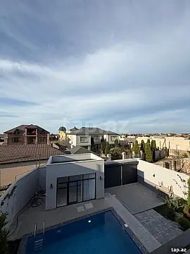 Satılır 5 otaqlı həyət evi 280 m²