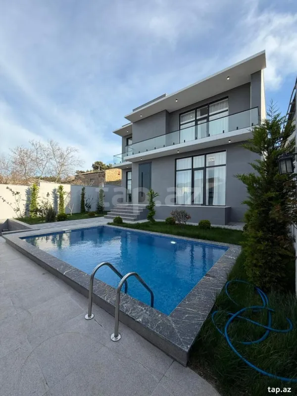 Satılır 5 otaqlı həyət evi 280 m²