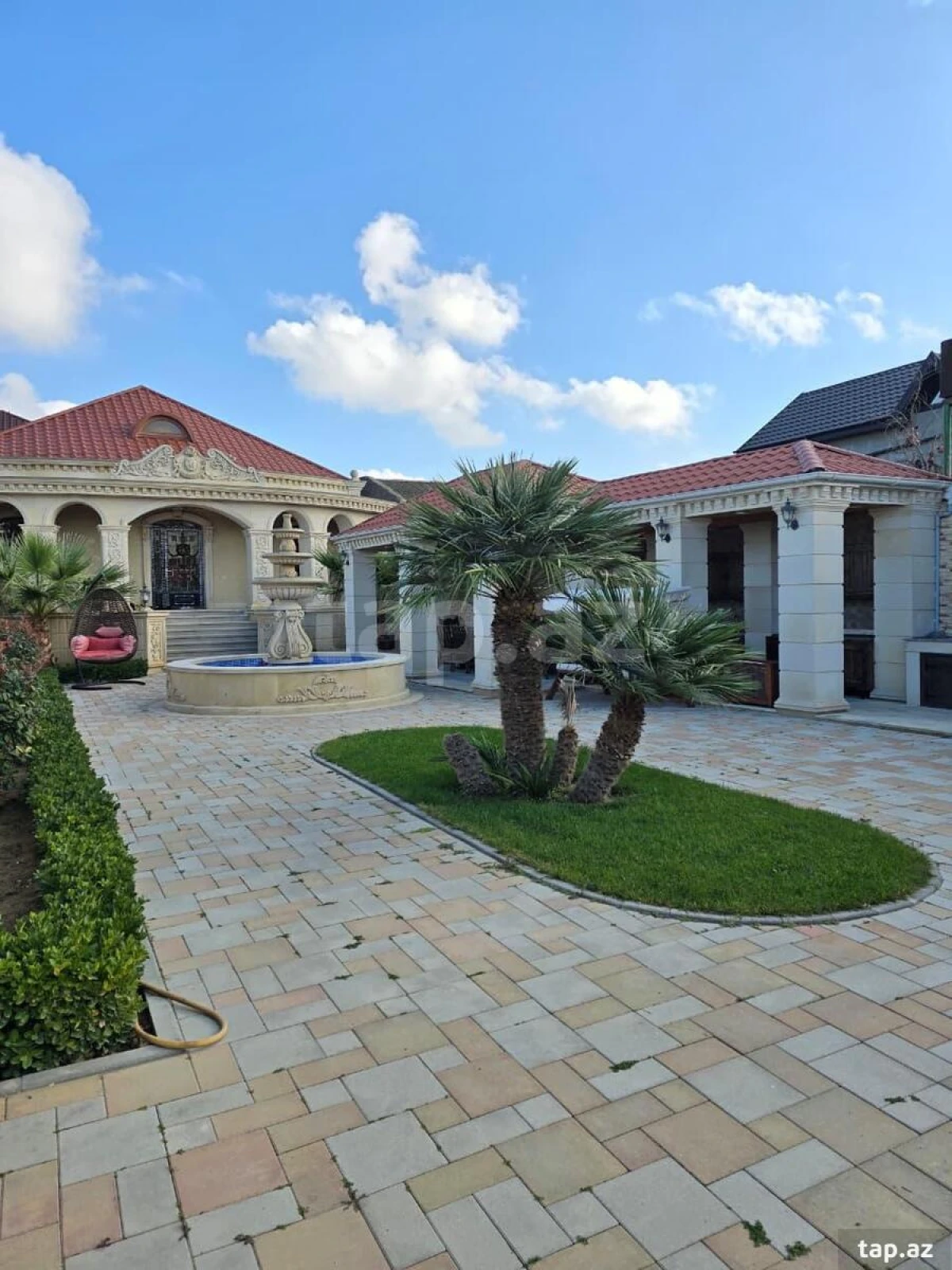 Satılır 4 otaqlı həyət evi 150 m²