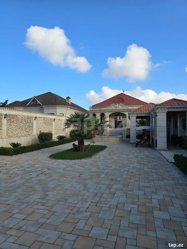 Satılır 4 otaqlı həyət evi 150 m²