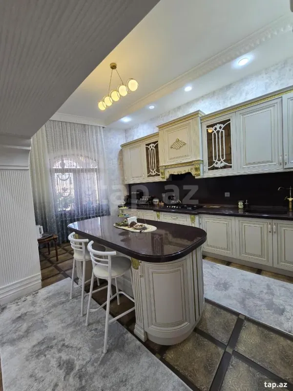 Satılır 4 otaqlı həyət evi 150 m²