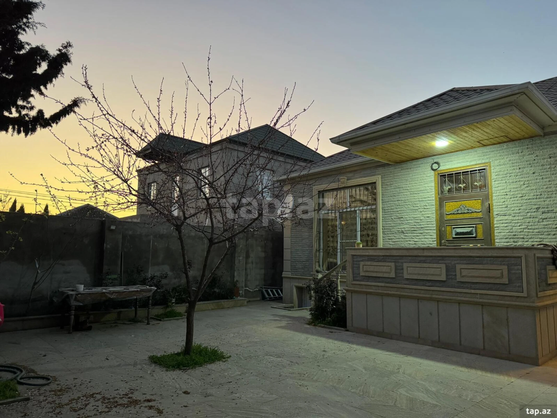 Satılır 4 otaqlı həyət evi 110 m²