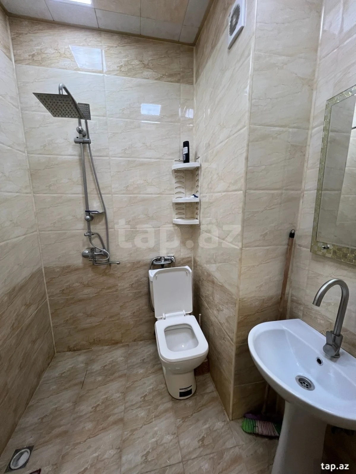 Kirayə verilir 2 otaqlı yeni tikili 58 m²