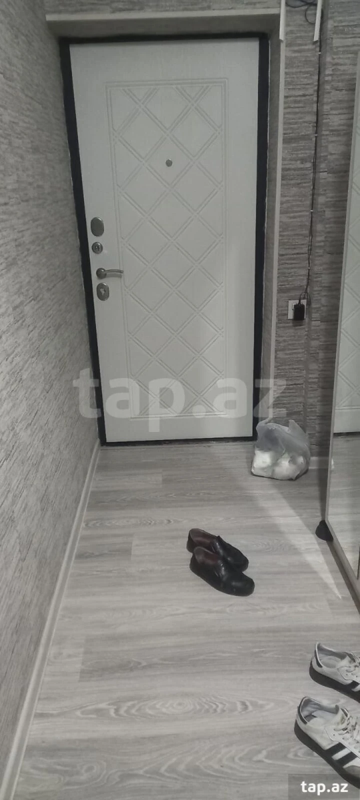 Kirayə verilir 2 otaqlı yeni tikili 70 m²