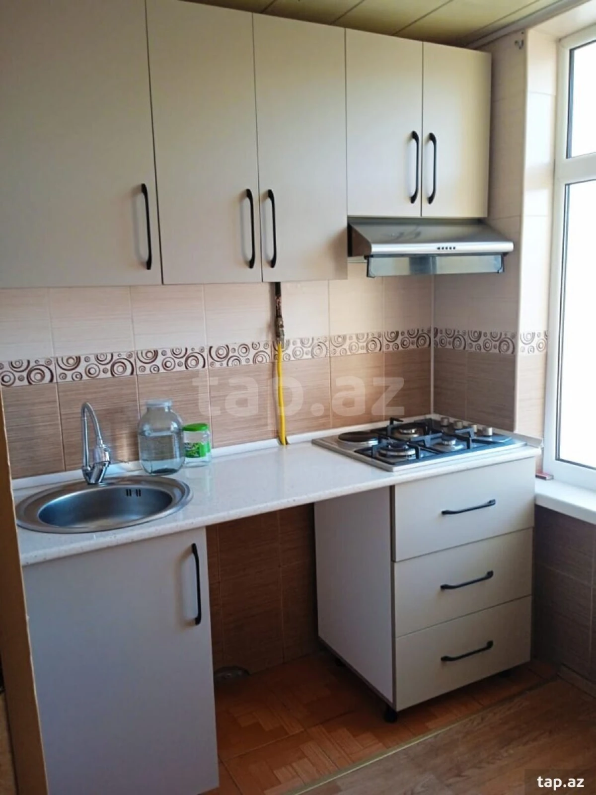 Kirayə verilir 2 otaqlı mənzil 55 m²