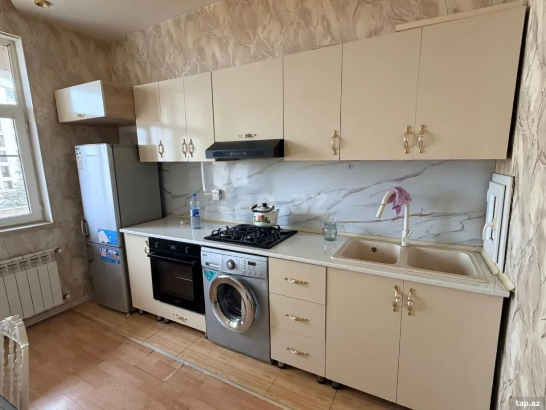 Kirayə verilir 2 otaqlı yeni tikili 88 m²