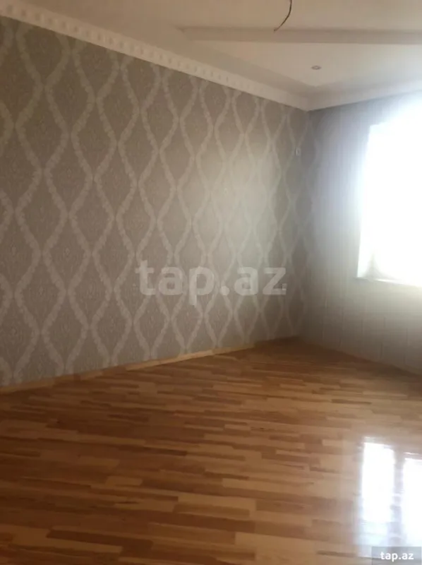 Satılır 5 otaqlı həyət evi 172 m²